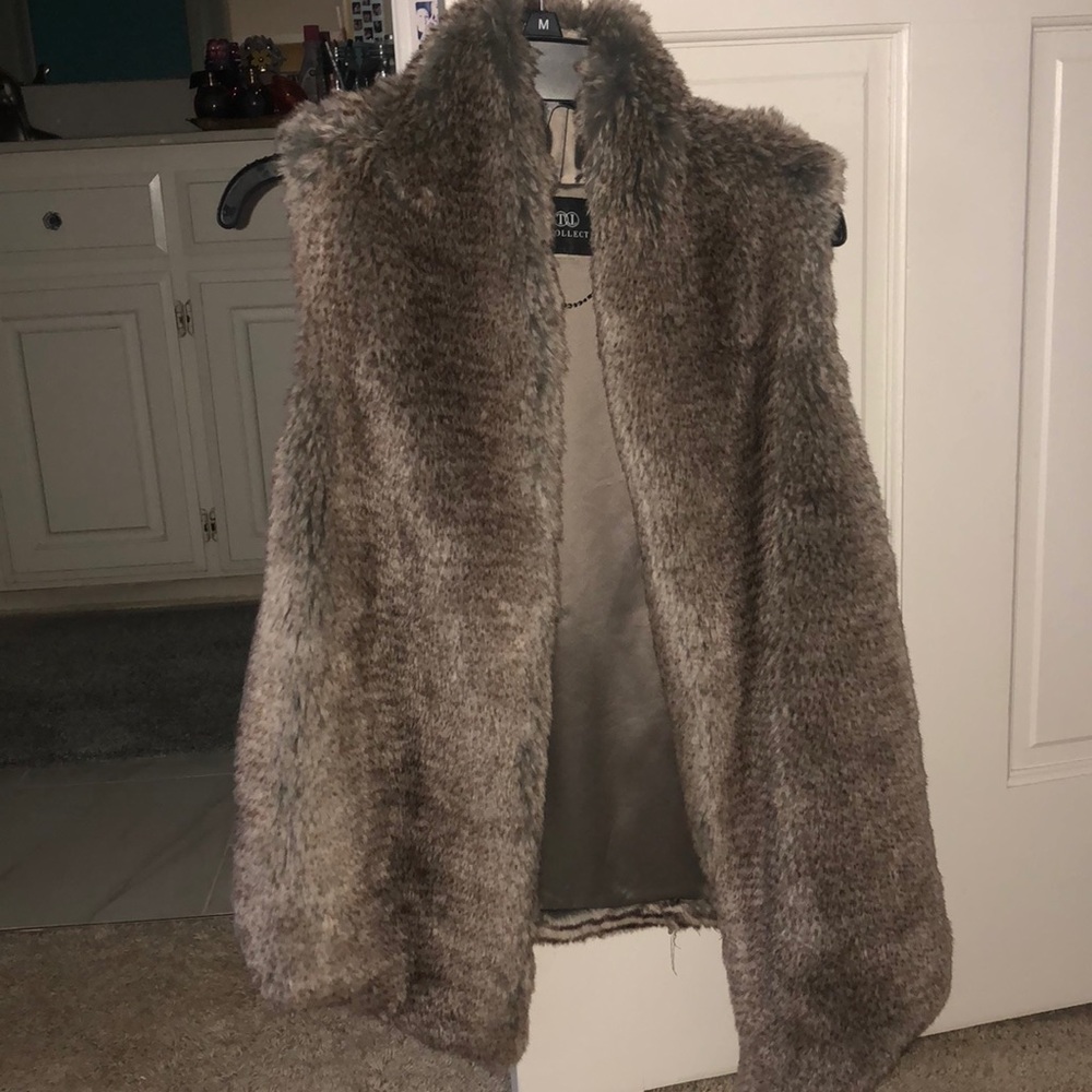 Tart Collections Faux Fur Vest View 4